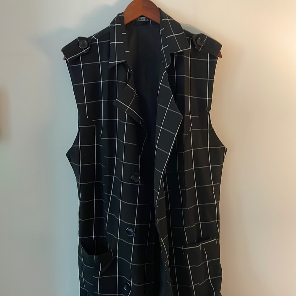 Cut off trench coat